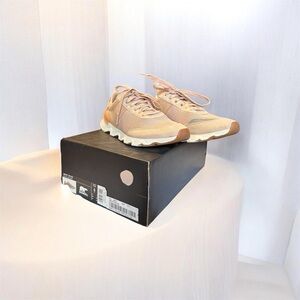 Neutral Tan / Brun Naturel Knit Runner Sneakers Kinetic Lite Lace 9